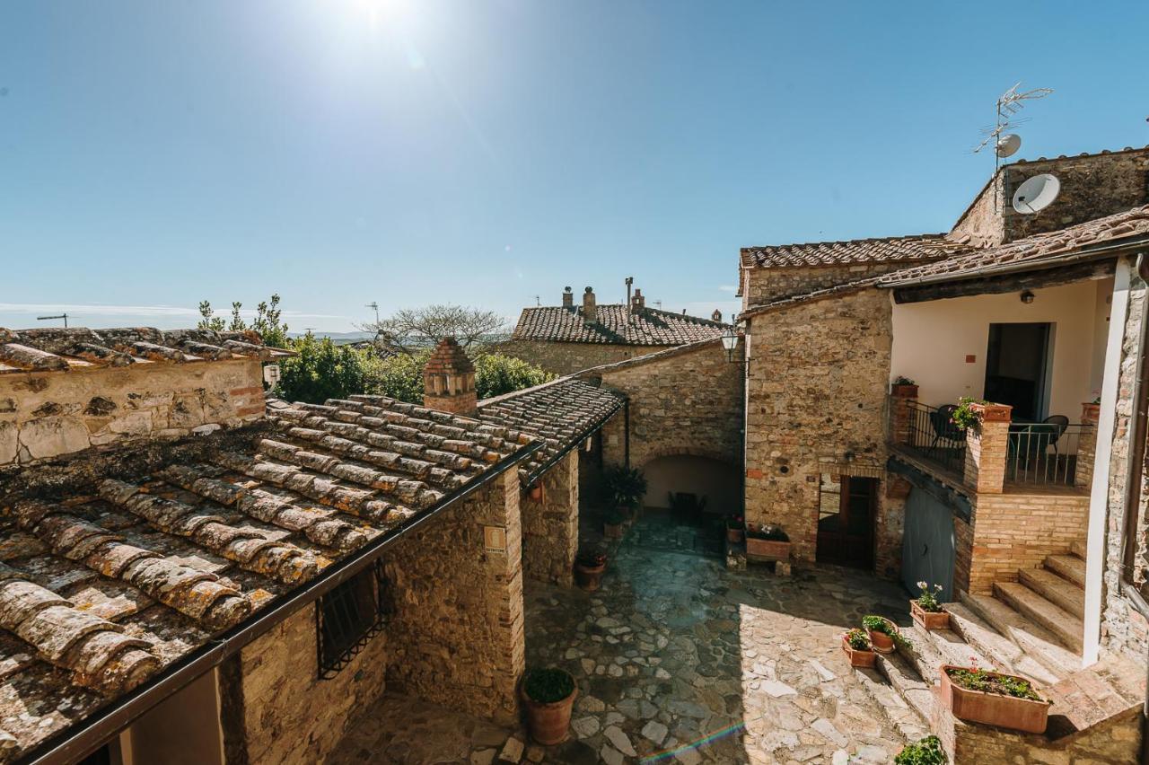 Borgo Villa A Sesta San Gusme Exterior photo