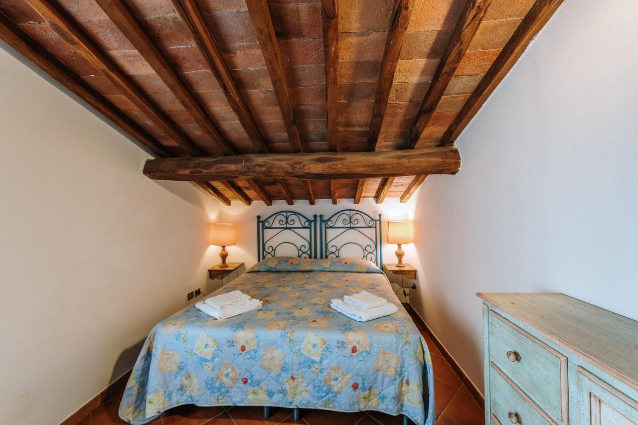 Borgo Villa A Sesta San Gusme Exterior photo