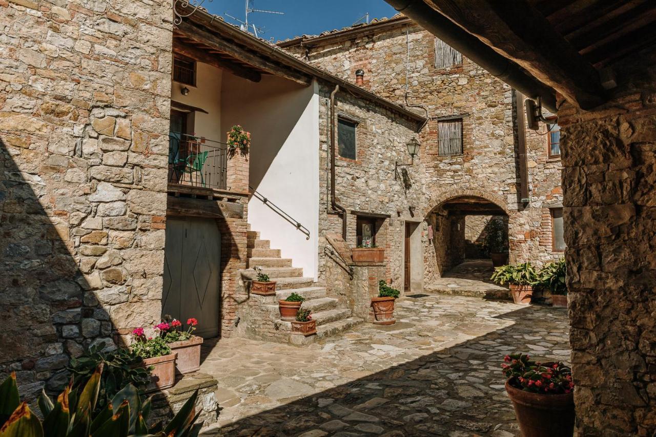 Borgo Villa A Sesta San Gusme Exterior photo