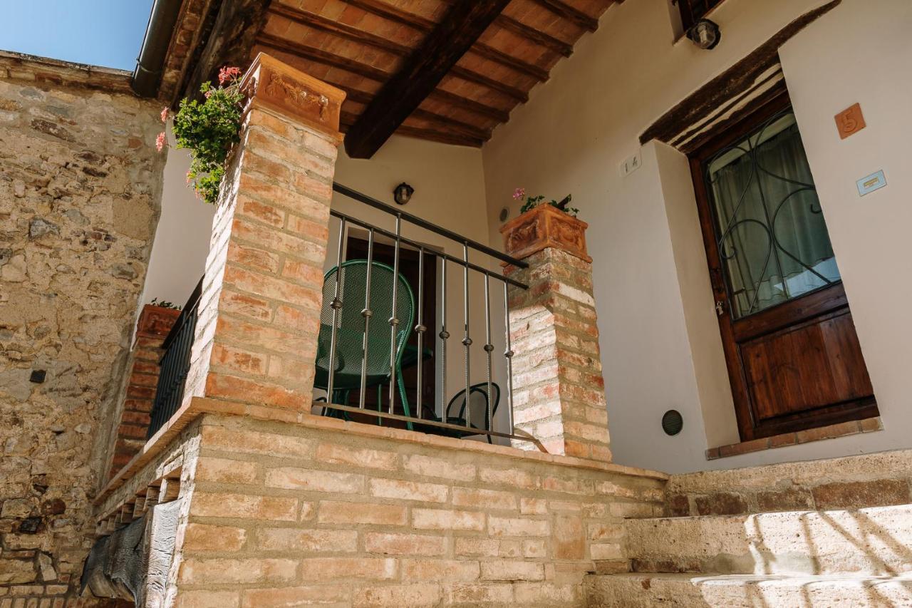 Borgo Villa A Sesta San Gusme Exterior photo